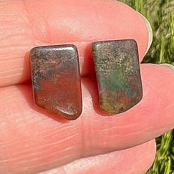 Vintage Jewelry - Vintage Natural Bloodstone Heliotrope Jasper Earrings